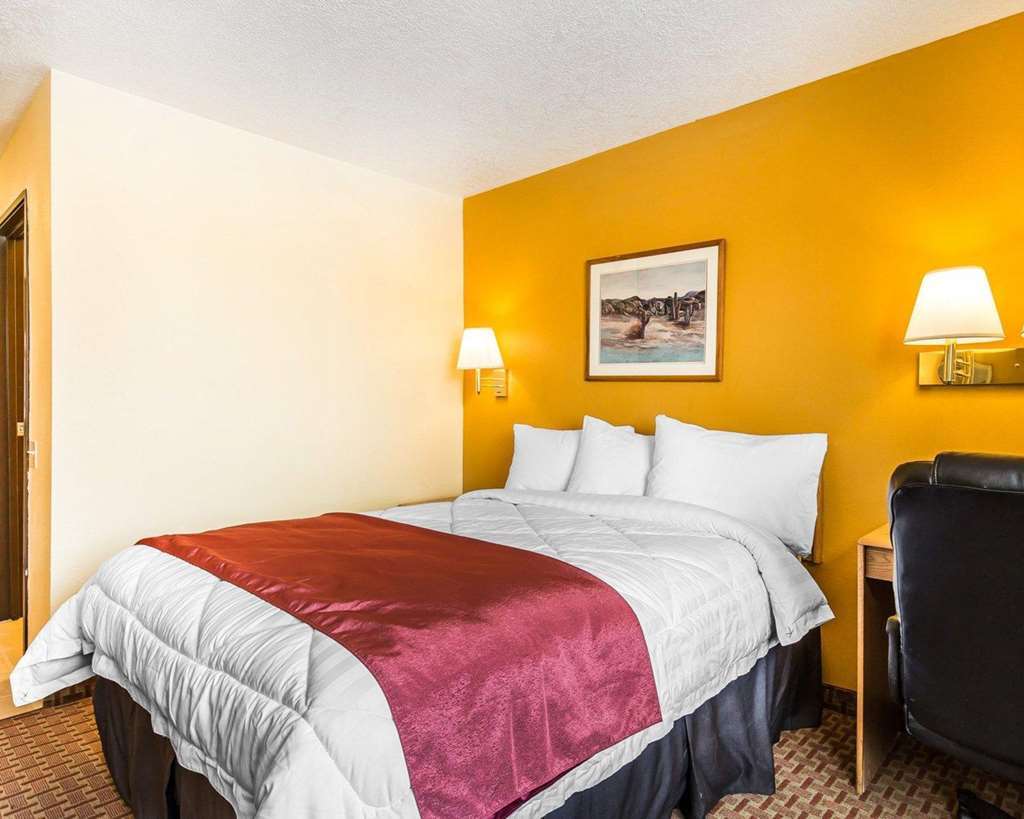 Rodeway Inn & Suites Monticello Zimmer foto