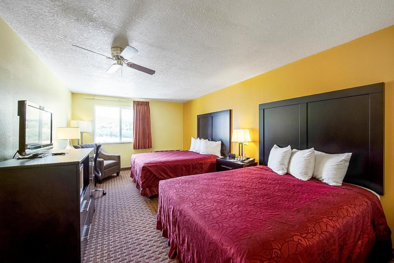 Rodeway Inn & Suites Monticello Exterior foto